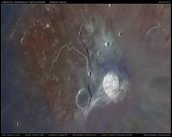 Mondfoto: Aristarchus & Vallis Schroeteri mit verstrkten Farben