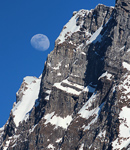 Der Mond ber Alpengipfeln