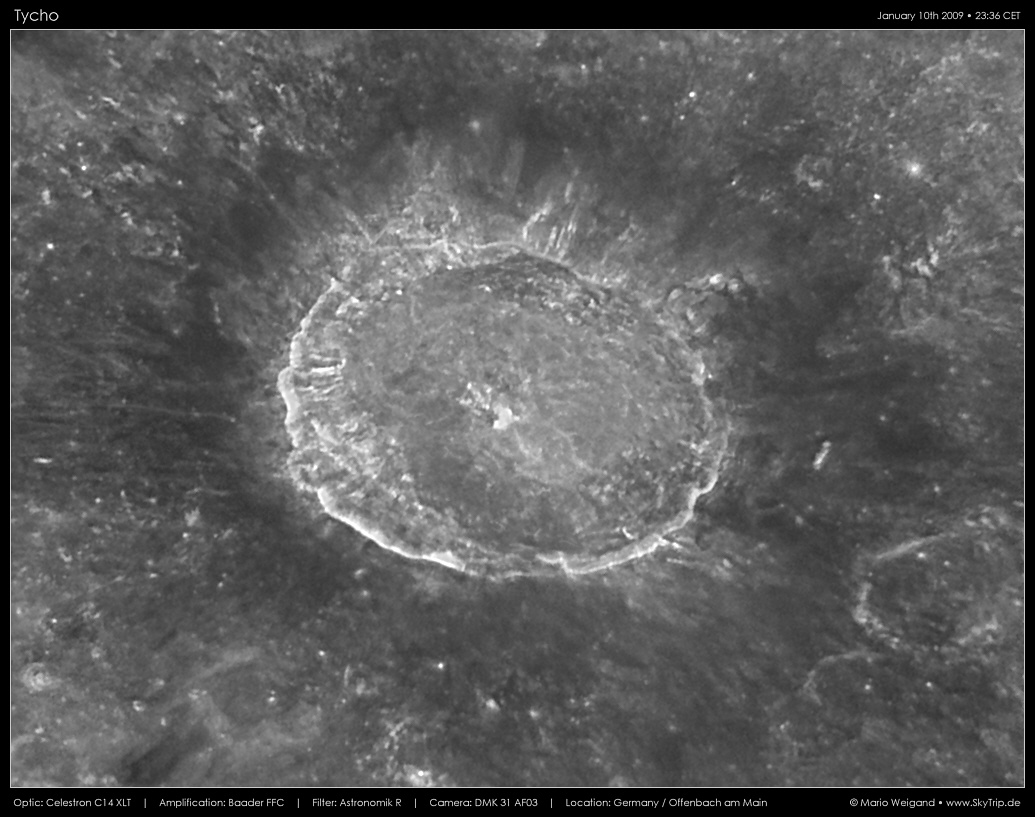 Mondfoto: Krater Tycho bei Vollmond