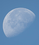 Mond: Letztes Viertel am Morgenhimmel