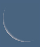 Abnehmende Mondsichel am Morgenhimmel II