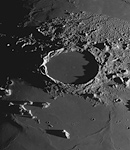 Mond: Platos zackige Schatten